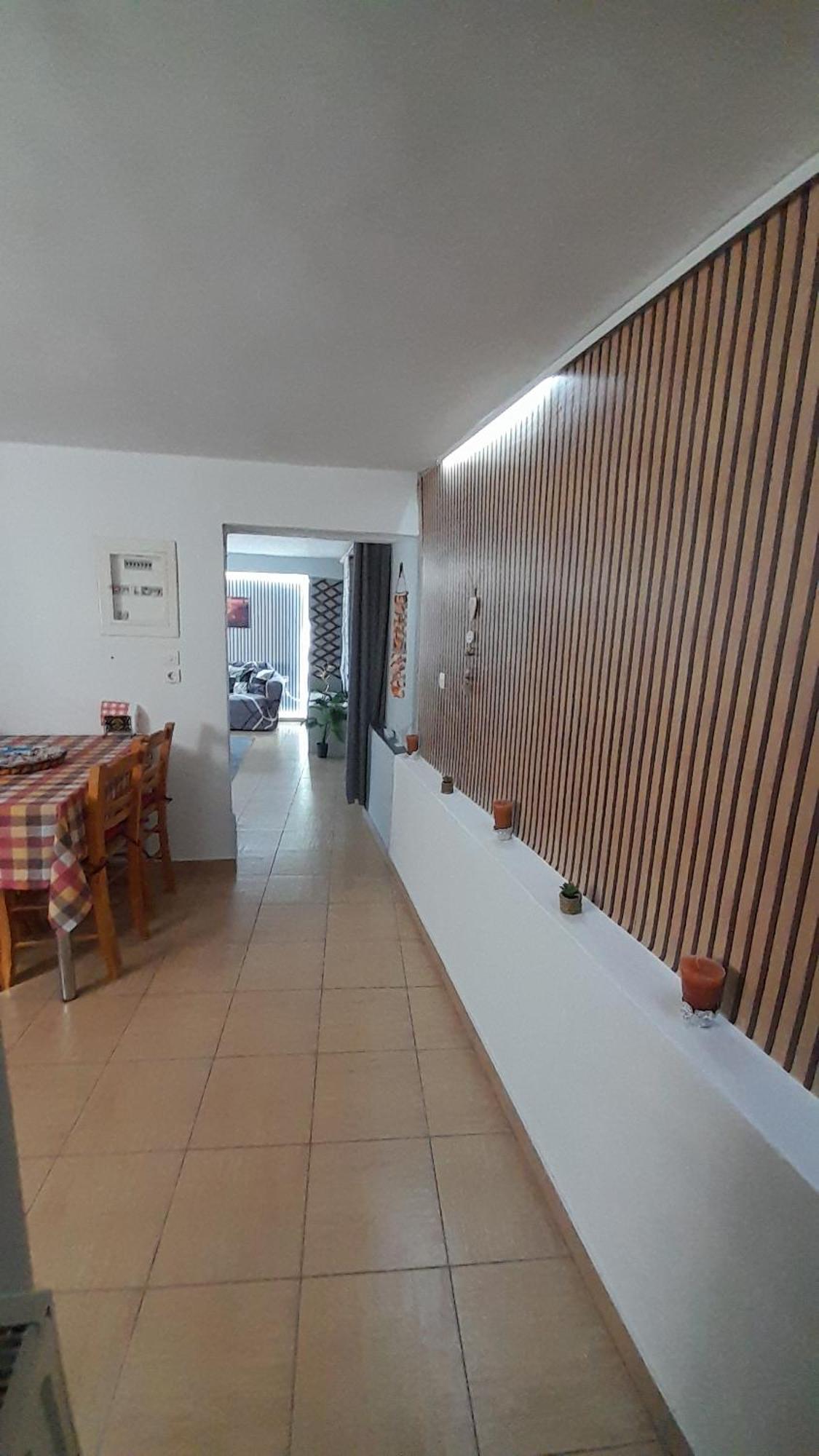 George House * Leonidio